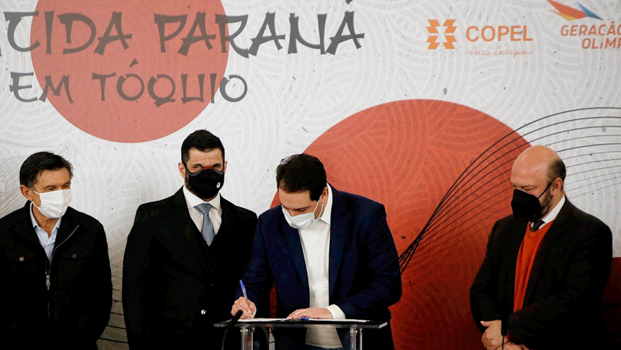 Presidente do CPB e governador do Paraná assinam convênio de promoção da Educação Paralímpica