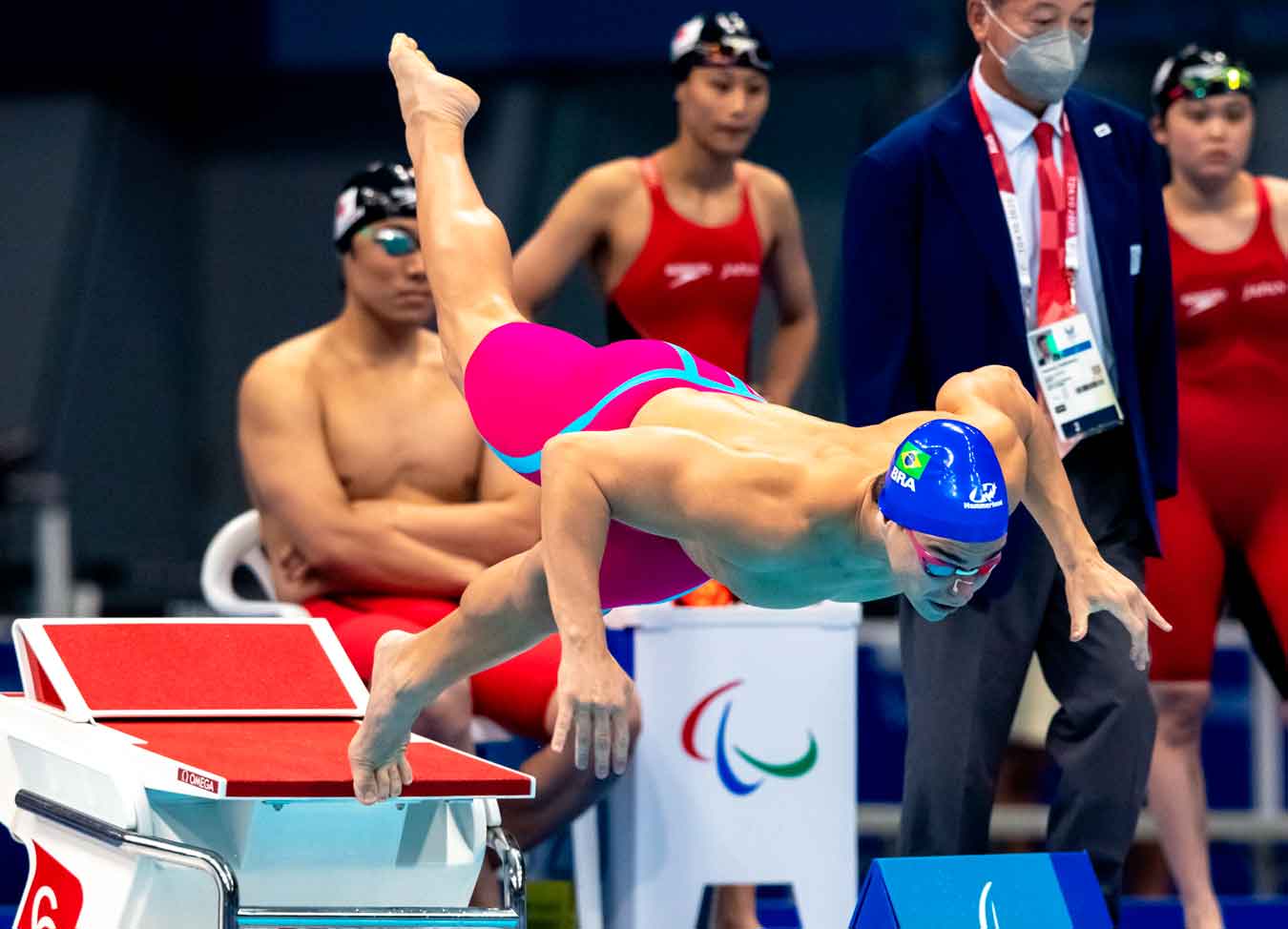 Brasil conquista décima medalha da natação com o bronze no revezamento 4x100m livre pela classe S14