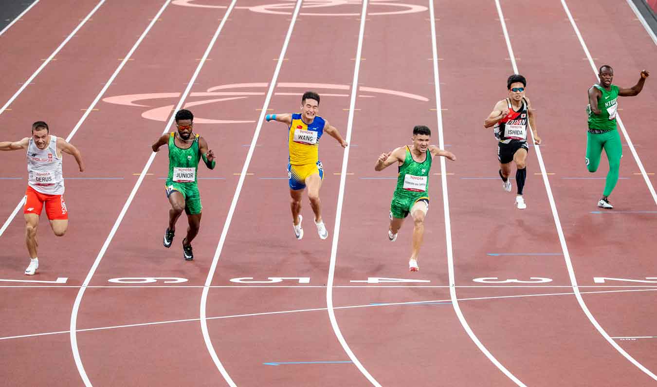 Petrúcio Ferreira garante ouro nos 100m pela classe T47 e é bicampeão paralímpico de atletismo