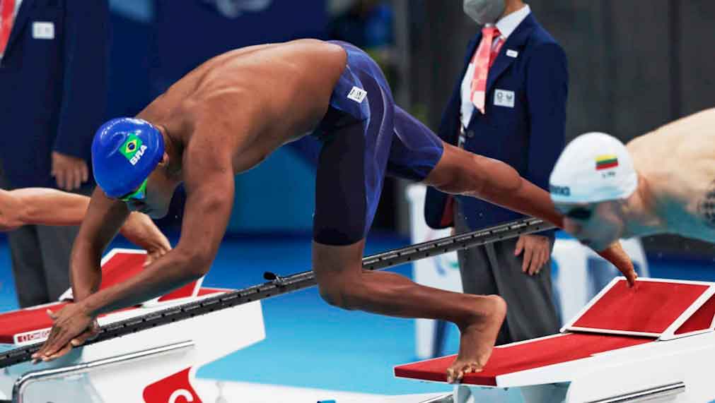 Wendell Belarmino vence prova dos 50m livre pela classe S11 da natação em Tóquio e garante ouro