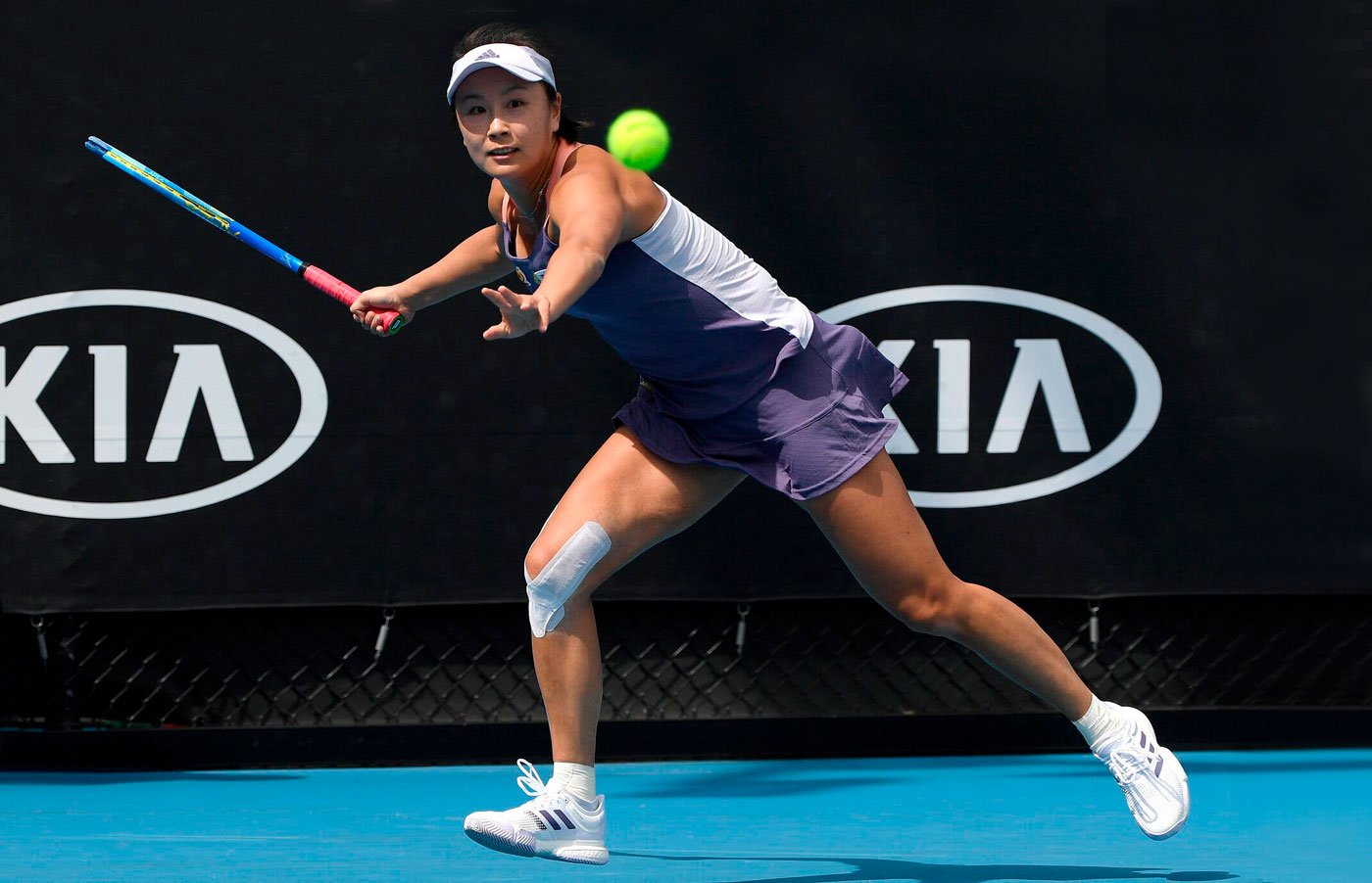 Naomi Osaka se diz chocada com o desaparecimento da tenista chinesa Shuai Peng