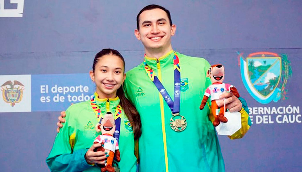 Giulia Takahashi e Rafael Turrini conquistam a medalha de ouro em duplas mistas nos Jogos Pan-Americanos Júnior