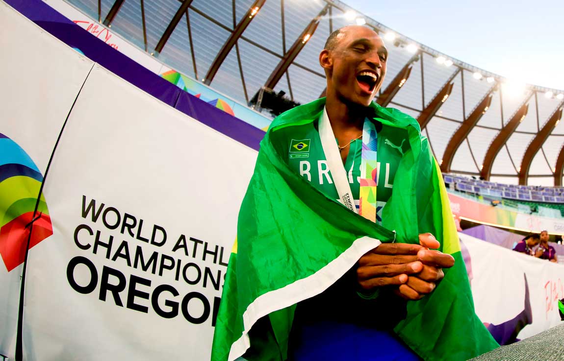 Alison dos Santos mantém a invencibilidade nos 400m com barreiras em 2022
