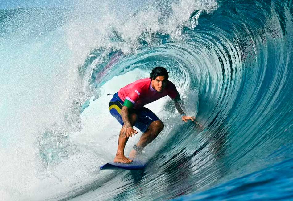 Impulsionados pelo surfe, esportes aquáticos ganham espaço no país